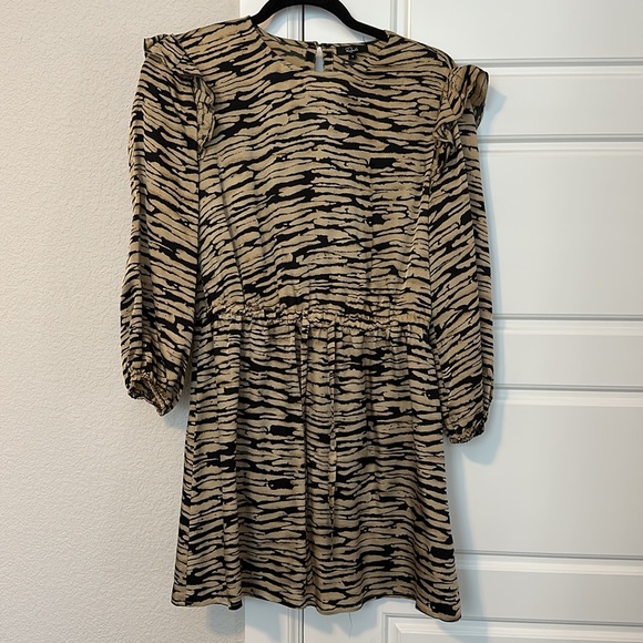 Rails Ora Abstract Print Mini-Dress - Picture 5 of 9